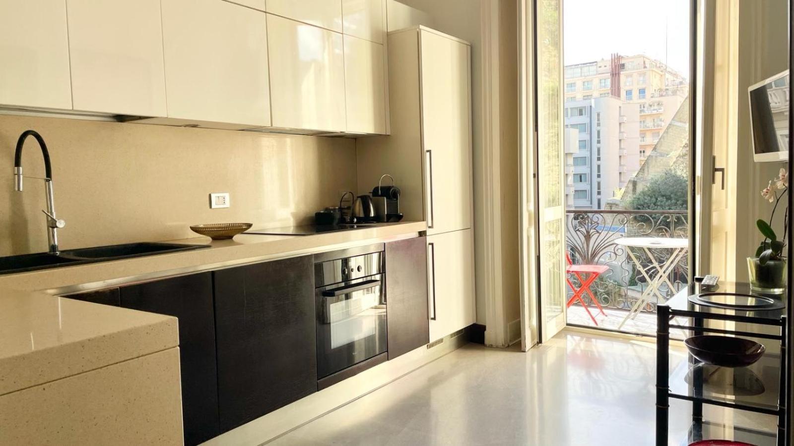 Partenope 143 Appartement *